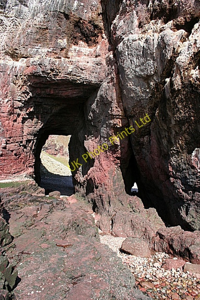 Photo 6"x4" Prail Castle Auchmithie c2007