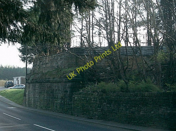 Photo 6"x4" Abutment of former railway bridge Clayton\/SE1231 c2007 P1