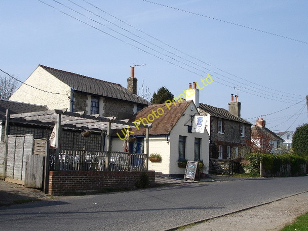 Photo 6"x4" The Blue Anchor Public house Brabourne Lees Ridgeway\/TR0740 c2007