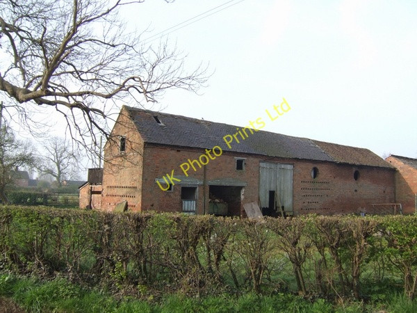 Photo 6"x4" Brick barns at Apeton Manor Farm Apeton c2007