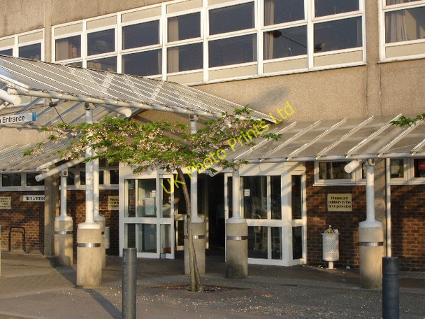 Photo 6"x4" William Harvey Hospital Hinxhill c2007
