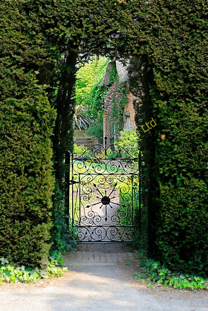Photo 6"x4" Garden gateway at Pie's Cottage, Home Lane, Sparsholt Sparsholt\/SU4331 c2007