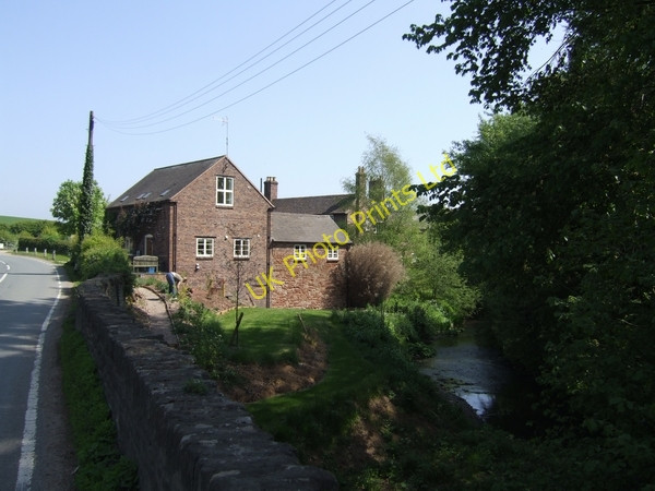 Photo 6"x4" Harpsford Mill Bridgnorth c2007