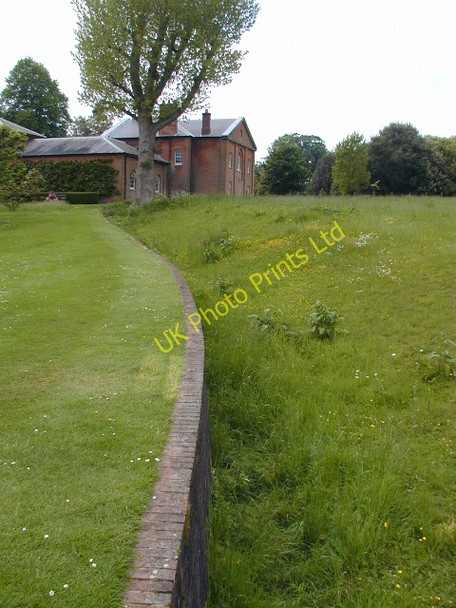 Photo 6"x4" Mottisfont Abbey Lower Brook c2003