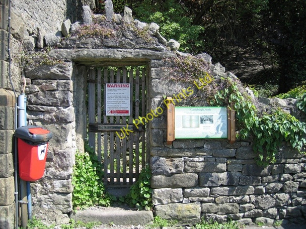 Photo 6"x4" Gate to Castlebergh Settle c2007
