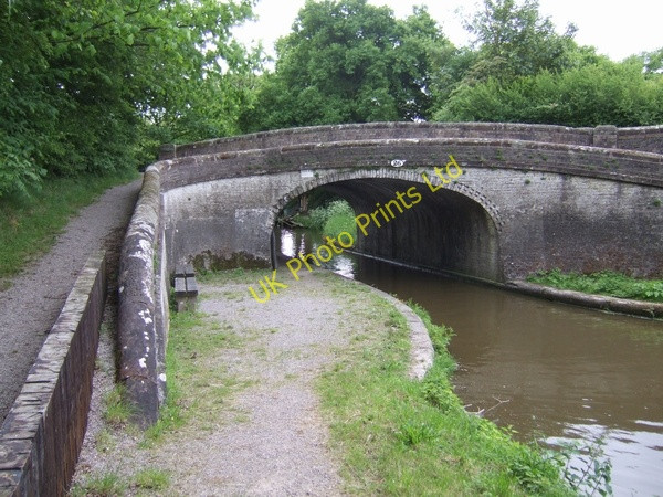 Photo 6"x4" Turnover Bridge on the Shropshire Union Church Eaton c2007