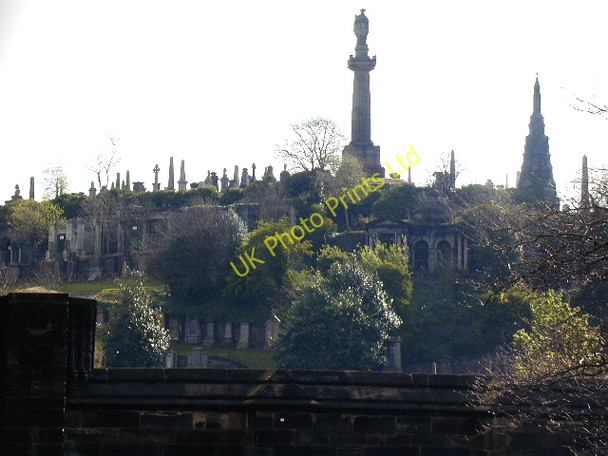 Photo 6"x4" Glasgow Necropolis Glasgow c2005