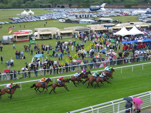 Photo 6"x4" The 3.20 at Chester Racecourse #2 Chester c2007