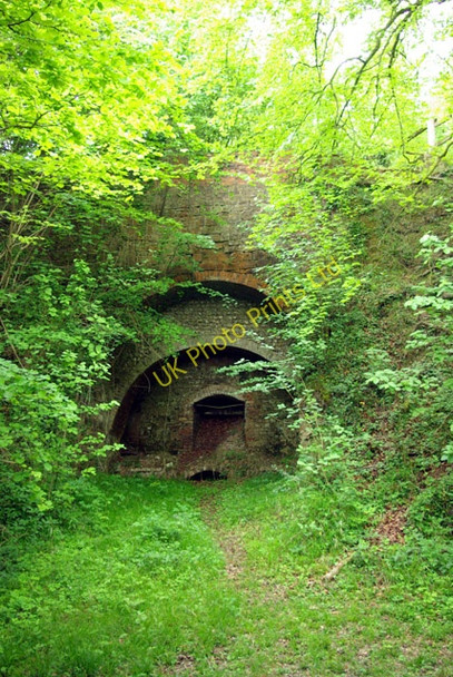 Photo 6"x4" Old limekiln, Duncton Hill Barlavington c2007