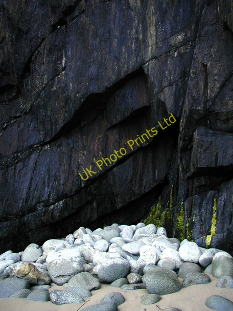 Photo 6"x4" Cliff and rocks Porthmelgan Rhosson c2002