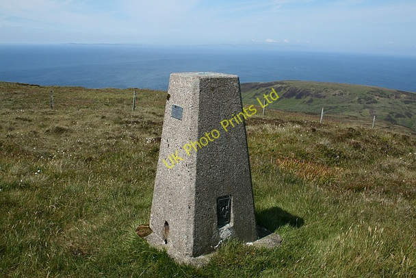 Photo 6"x4" Cnoc Moy Trig Point. Cnoc Moy c2007