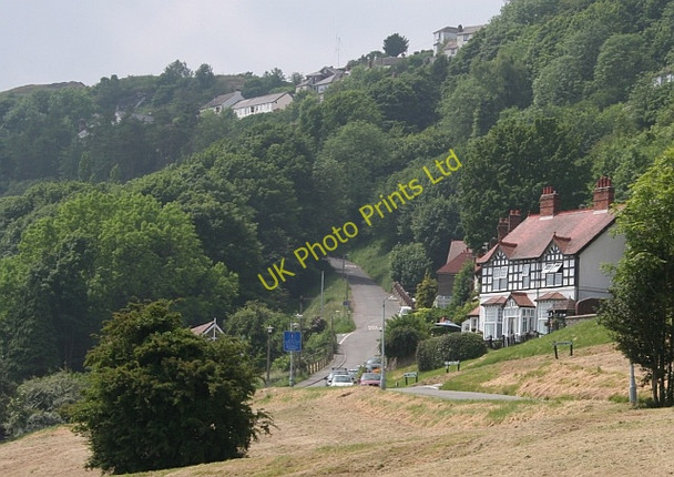 Photo 6"x4" The Old Wyche Road Great Malvern c2007