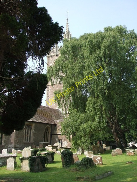 Photo 6"x4" St James & churchyard Westerleigh c2007