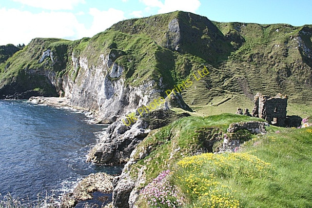 Photo 6"x4" Kinbane Head Ballycastle\/D1140 c2007