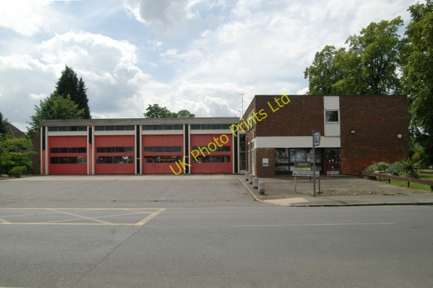 Photo 6"x4" Walton-on-Thames fire station Walton-on-Thames c2007