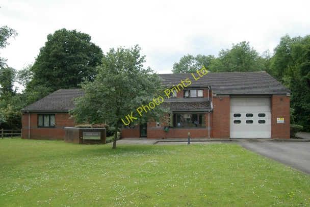 Photo 6"x4" Esher fire station Esher c2007