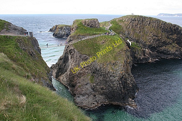 Photo 6"x4" Carrick-a-rede Rope Bridge Ballintoy c2007