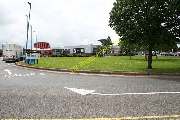 Photo 6"x4" Woodhall Services, Southbound, M1 High Moor\/SK4680 c2007