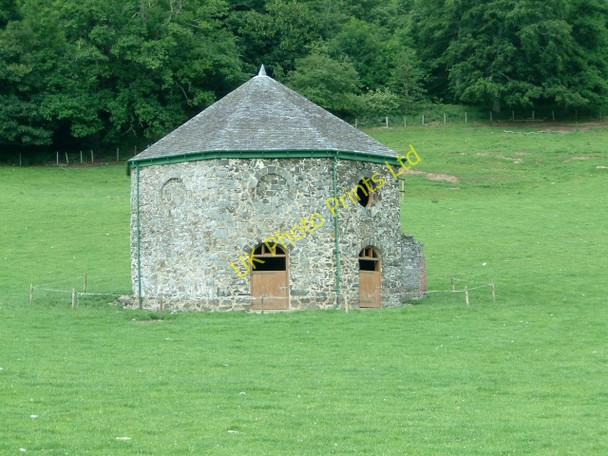 Photo 6"x4" Octagonal Stallion Stable near Llangedwyn Hall Llangedwyn c2007
