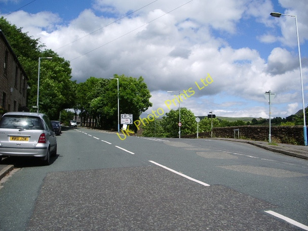 Photo 6"x4" Road junction Dobcross c2007