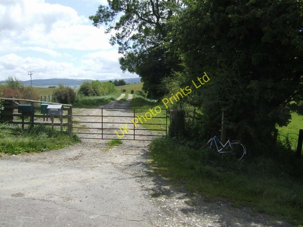 Photo 6"x4" Footpath to Aston Rogers, Wallop Mondaytown c2007