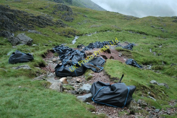 Photo 6"x4" Bags of Stone in Mickledore. Wasdale Head\/NY1808 c2007