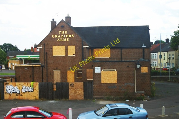Photo 6"x4" The Grazier's Arms Nuneaton c2007
