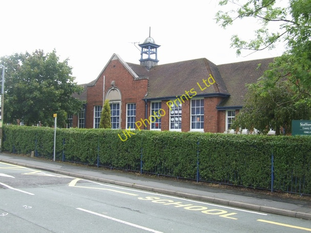 Photo 6"x4" Whitgreave Primary School Featherstone\/SJ9405 c2007