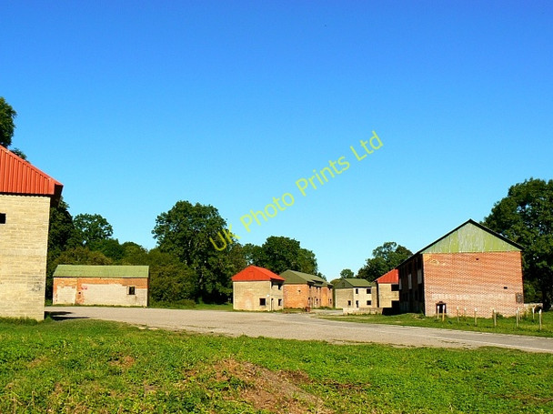 Photo 6"x4" Training 'houses', Imber Imber c2007