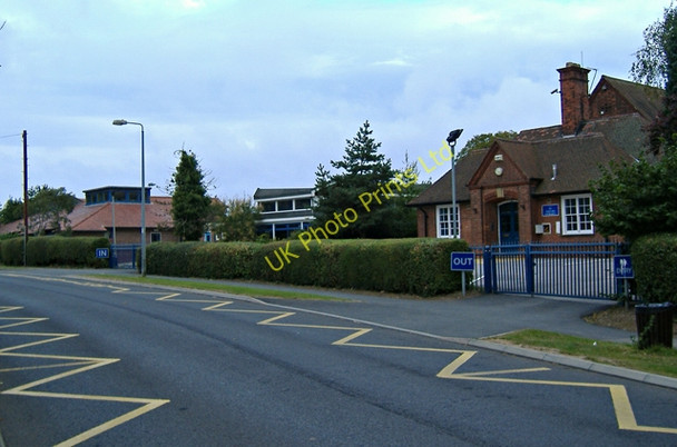 Photo 6"x4" Swanland Primary School Swanland c2007