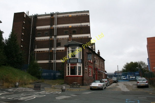 Photo 6"x4" The Highland. Leeds\/SE3034 c2007