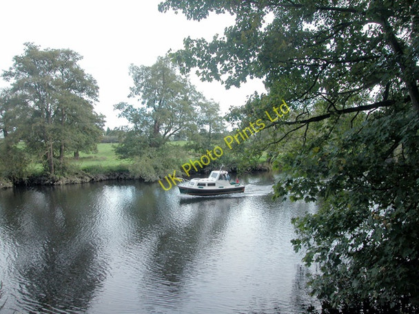Photo 6"x4" Near the Crook of Dee Eaton Hall c2005