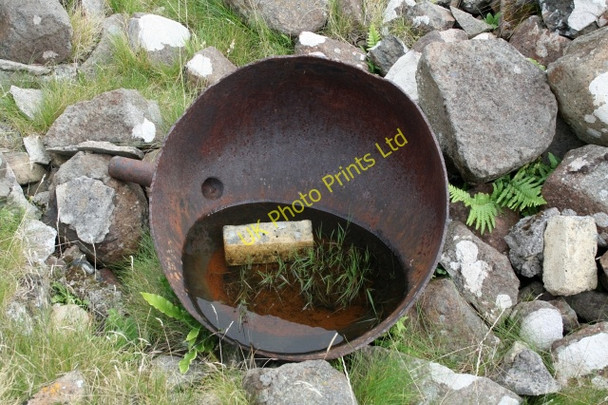 Photo 6"x4" Iron cauldron at Mingary. Machrihanish c2007