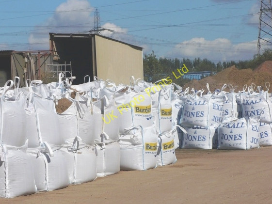 Photo 6"x4" Aggregate depot Pye Corner\/ST3485 c2007