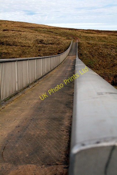 Photo 6"x4" Footbridge Over the M62 Rakewood c2007