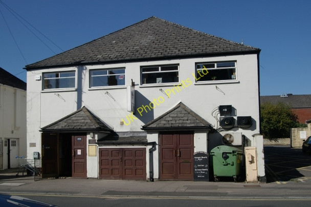 Photo 6"x4" Cirencester old fire station Cirencester c2007