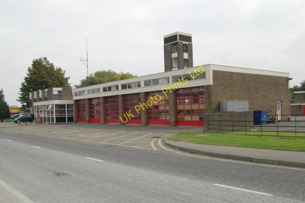 Photo 6"x4" Dunstable fire station Dunstable c2007