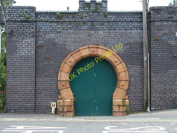 Photo 6"x4" Ornate garage(?) door at Machynlleth Machynlleth c2007