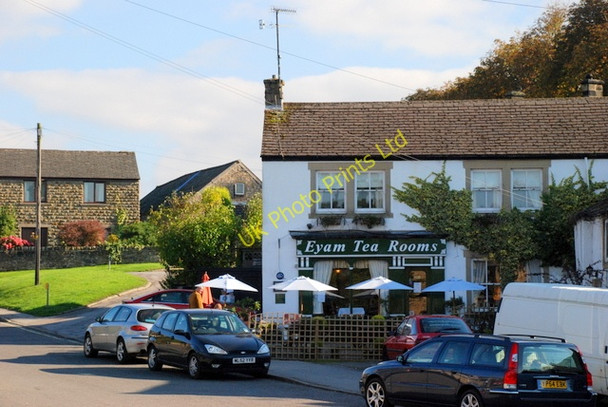 Photo 6"x4" Eyam Tea Rooms Eyam c2007