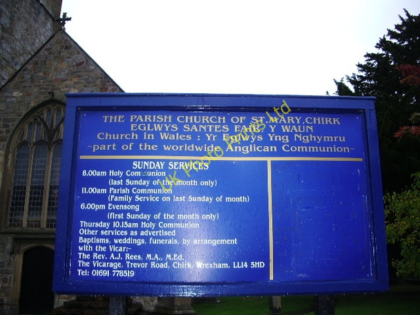 Photo 6"x4" The Parish Church of St Mary, Chirk, Sign Chirk\/Y Waun c2007