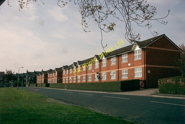 Photo 6"x4" Cross Bath Road Pudsey\/SE2233 c2007