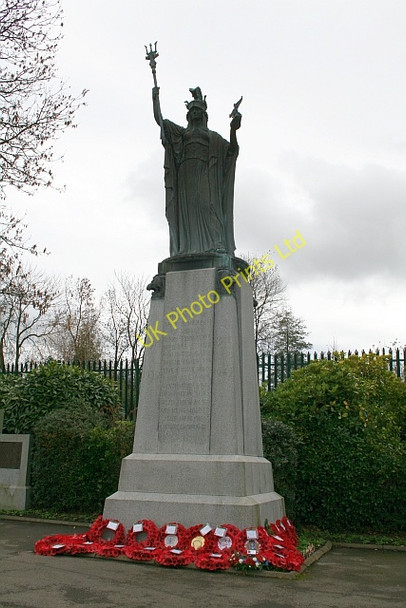 Photo 6"x4" Morley War Memorial (2) Morley\/SE2627 c2007