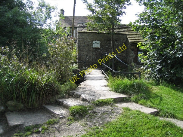 Photo 6"x4" Clapper bridge and The Smithy Malham\/SD9062 c2007