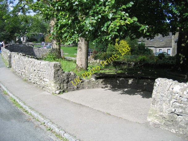 Photo 6"x4" Seating area by Chapel Gate Malham\/SD9062 c2007