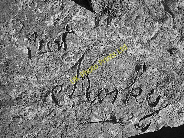 Photo 6"x4" War time graffiti. Newburgh\/NJ9925 c2007