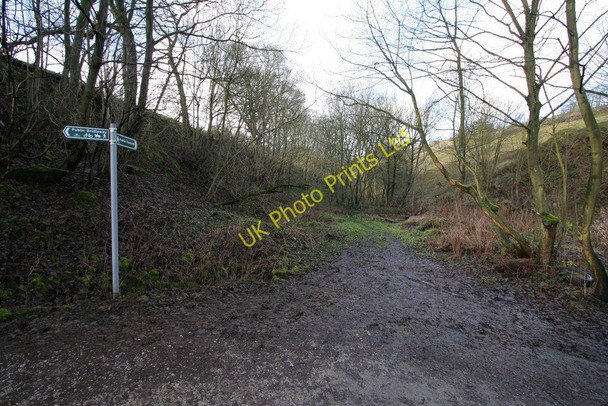 Photo 6"x4" Finger Post, Lund Lane, Goose Eye Goose Eye c2008