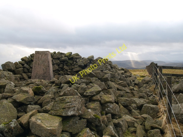 Photo 6"x4" Cairn and fence, Greatmoor Hill Gorrenberry c2008