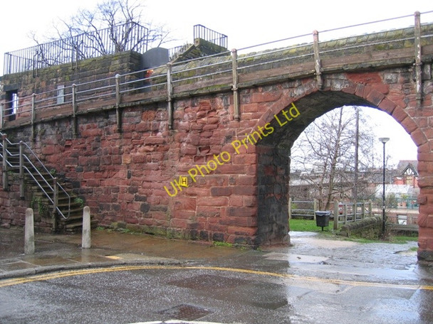 Photo 6"x4" Archway through the city walls, and Morgan's Mount Chester c2008