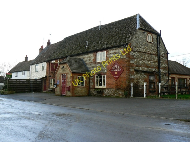 Photo 6"x4" Village pub, Sparsholt Sparsholt\/SU3487 c2008