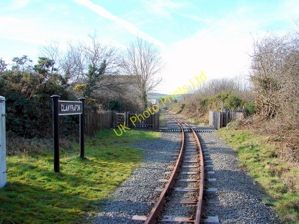 Photo 6"x4" Glanyrafon Station, looking westwards Glanrafon\/SN6180 c2008